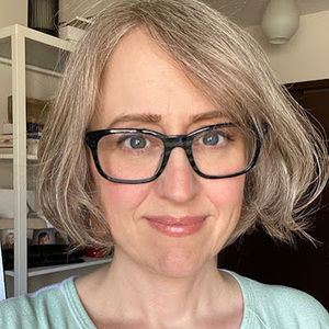 Meet your Posher, Eva